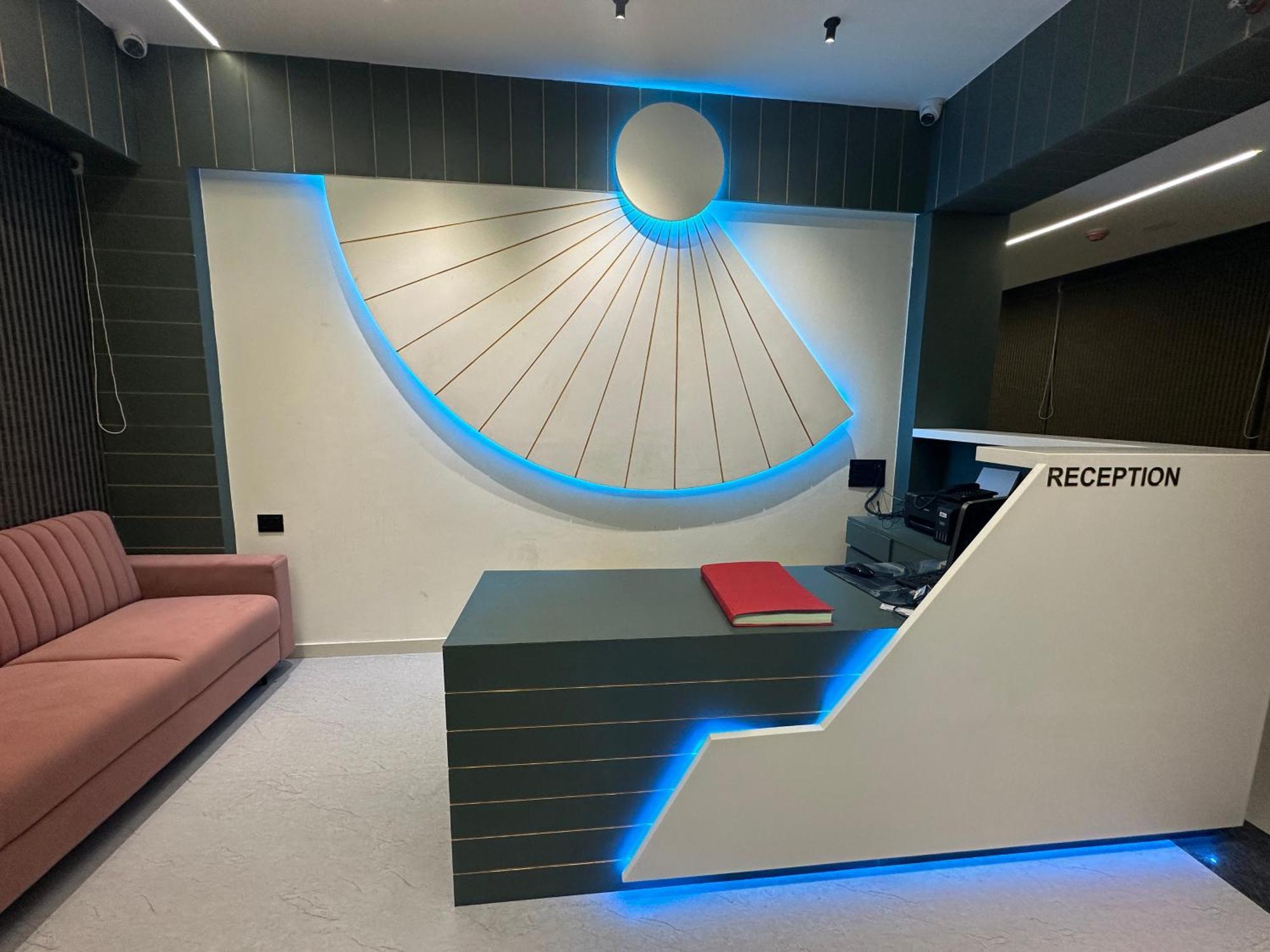 Hotel Victoria Prime سورات المظهر الخارجي الصورة